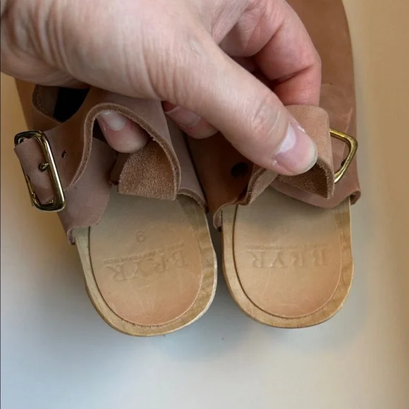 Bryr Blush Pink Leather Clogs - Picture 4 of 6